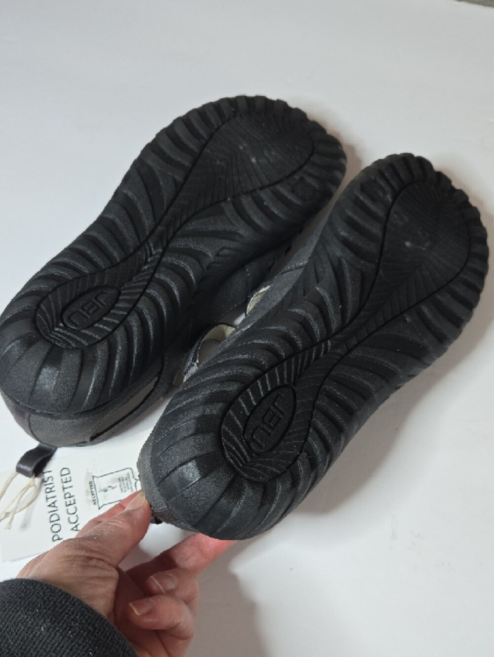 JBU Bellerose Size 8.5 Charcoal Gray Laser-Cut Velcro Strap Outdoor Casual Flat - Picture 7 of 15